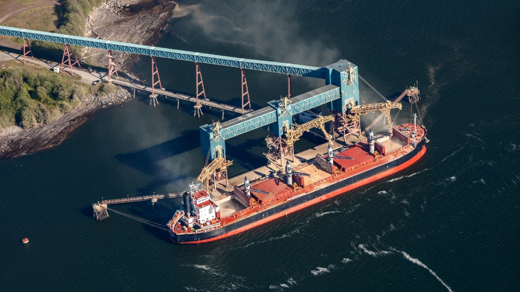 UniWin - About us barge